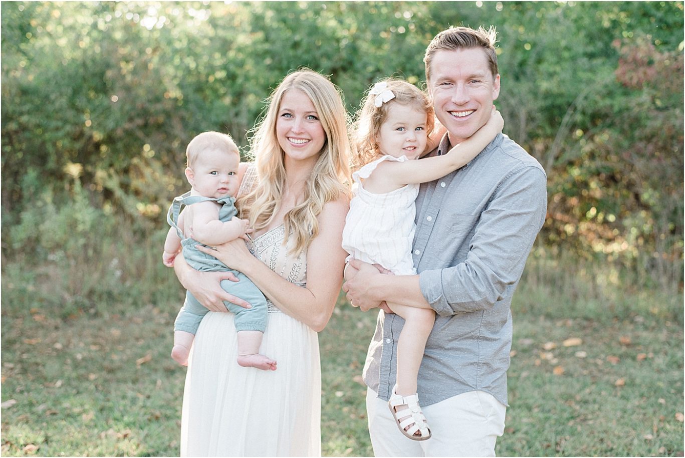 Family portrait at sunset with Noblesville IN Family Photographer, Lindsay Konopa Photography.