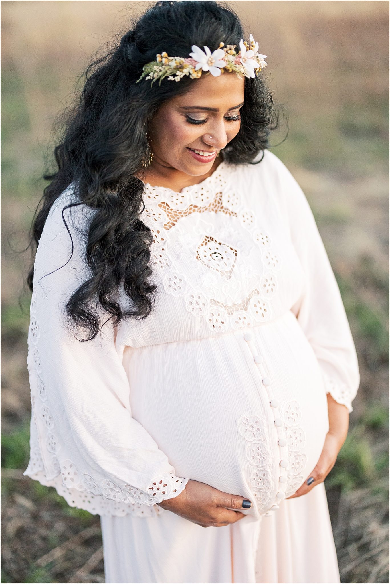 Stunning mama documenting her pregnancy with Lindsay Konopa Photography, a natural light photography in Indy.