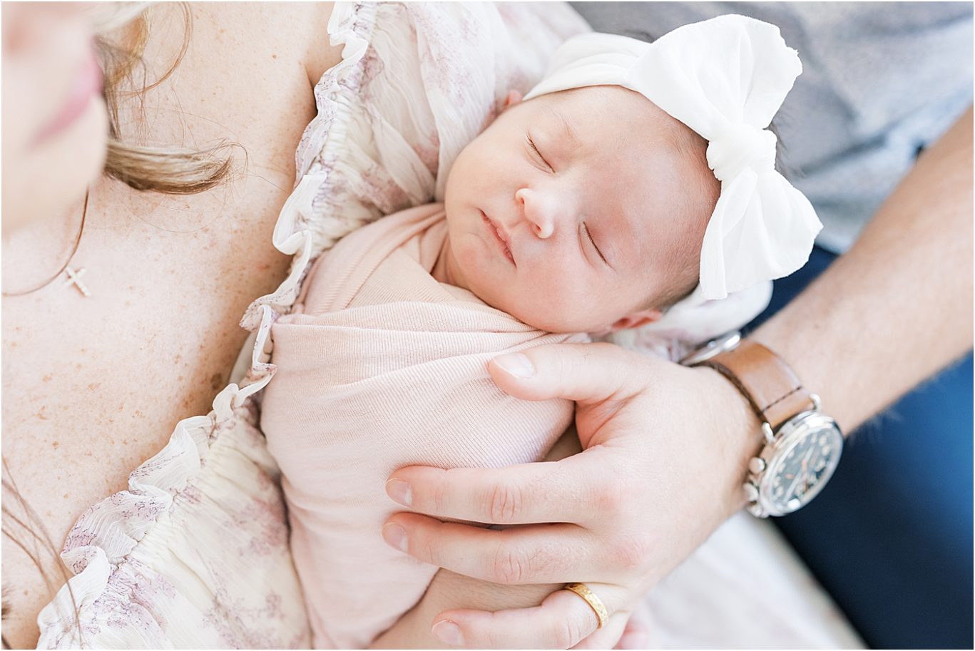 Baby girl newborn session photographed by Westfield newborn photographer, Lindsay Konopa Photography.