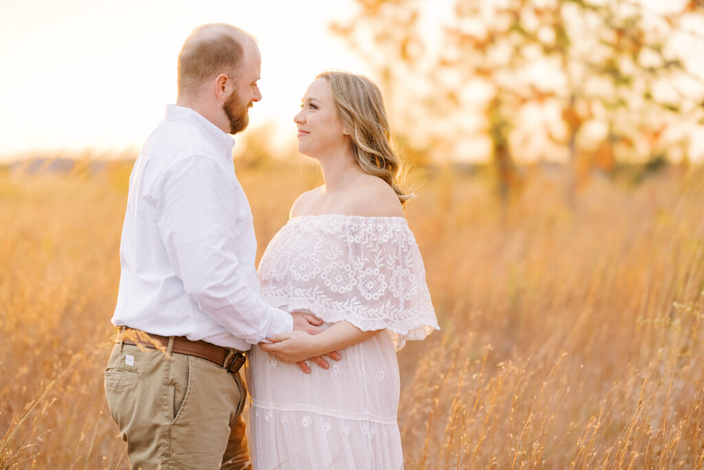 When to schedule your maternity photoshoot