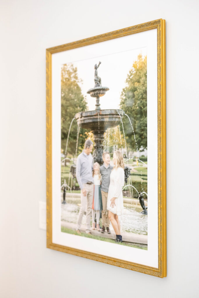 5 benefits of displaying your family photos