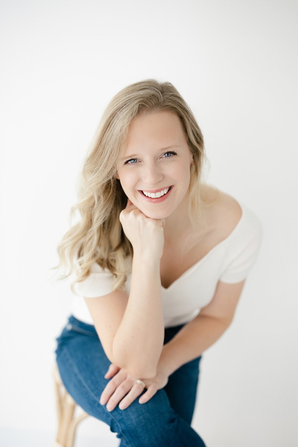 Light and Airy Newborn Session Lindsay Konopa Photography