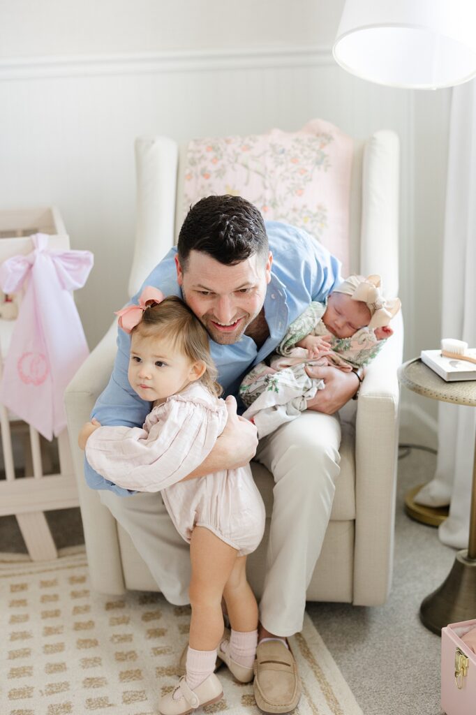 How to Prepare Older Siblings for a Newborn Photo Session Lindsay Konopa Photography